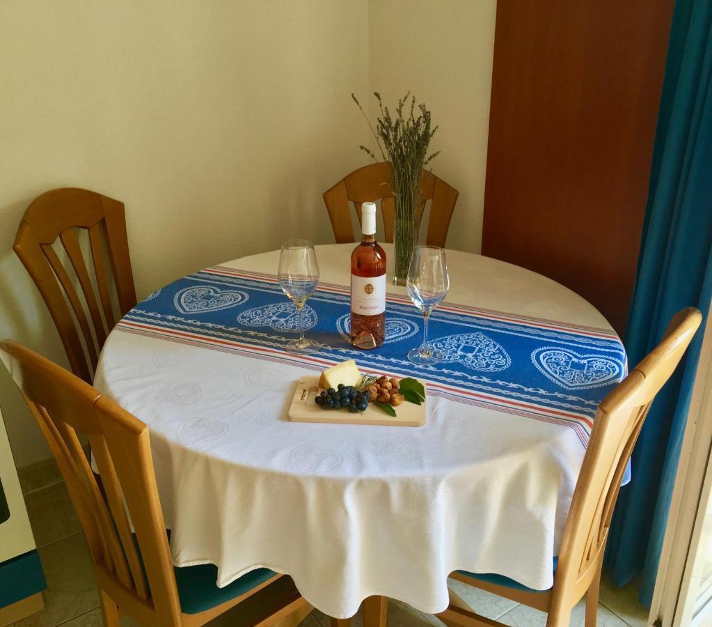Apartments Villa Jadranka Adults Only โบล ภายนอก รูปภาพ