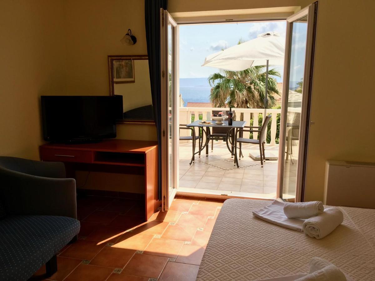 Apartments Villa Jadranka Adults Only โบล ภายนอก รูปภาพ