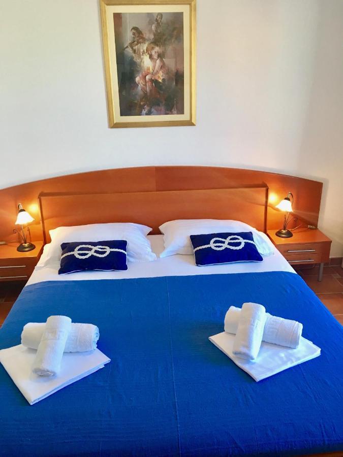 Apartments Villa Jadranka Adults Only โบล ภายนอก รูปภาพ